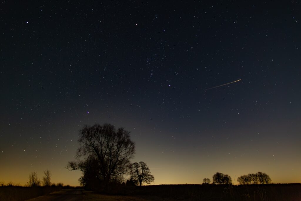 Chasing Stars and Moonlight: A Night-time Photography Adventure